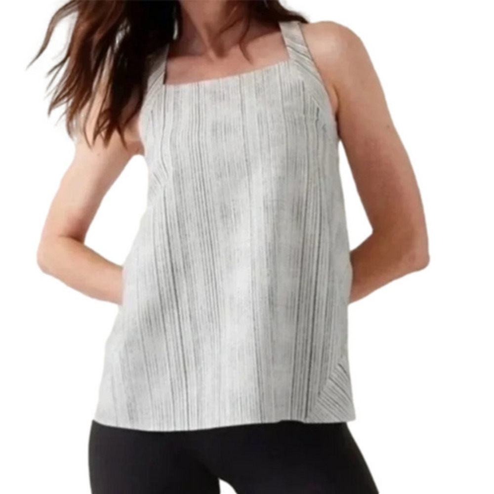 Athleta Arrival Tank in Amara Stripe Medium Criss Cross NWOT
